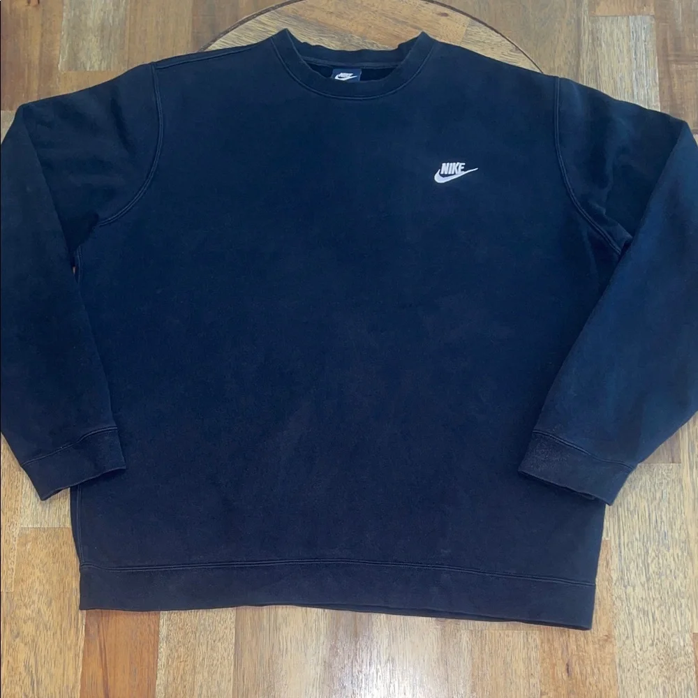 Nike Black Crewneck Sweatshirt with White‎ Swoosh
